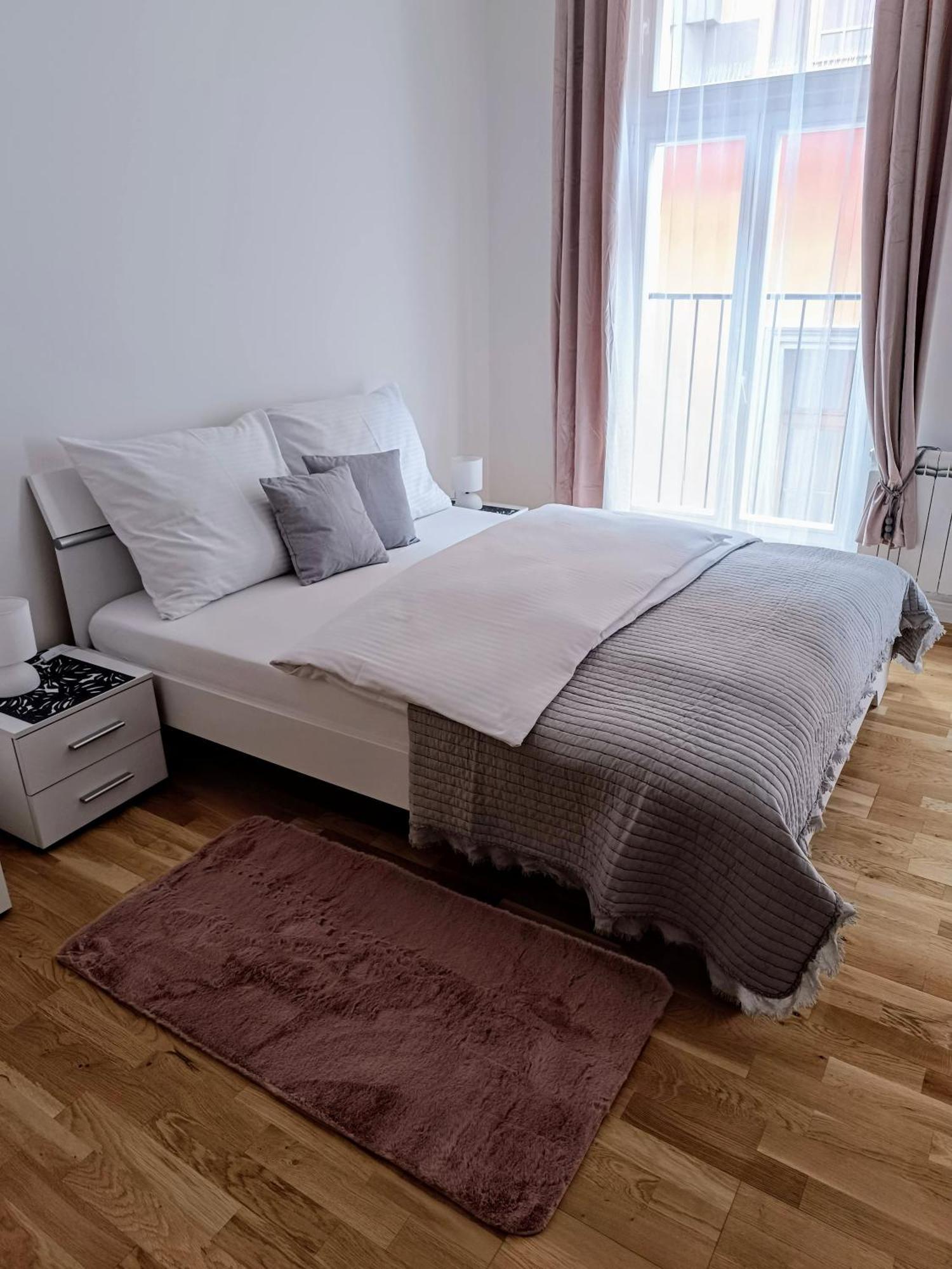 Gold Apartamento *